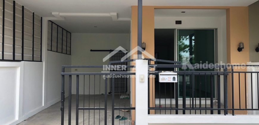 ขายด่วน ฟรีโอน!! ทาวน์เฮ้าส์ หมู่บ้านณริศรา นครอินทร์-พระราม5 ซอยวัดหูช้าง (3 ห้องนอน 2 ห้องน้ำ) รีโนเวทใหม่ทั้งหลัง