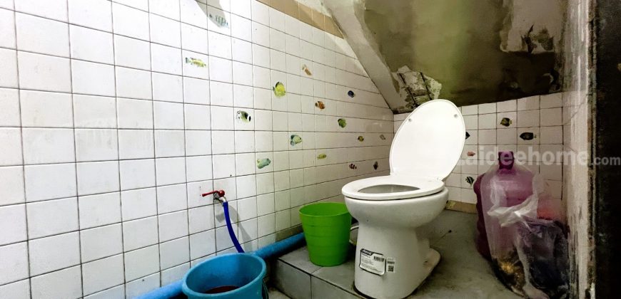 ขายทาวน์เฮ้าส์ ปรีชา11 ซอยรามอินทรา 123 ขนาด 16 ตร.ว. ต่อเติมหลังคาครัวด้านหลังและหลังคาที่จอดรถด้านหน้า