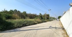 ขายที่ดินตำบลหน้าไม้ ลาดหลุมแก้ว ปทุมธานี 0-3-63 ไร่ รูปแปลงสวย ถมแล้ว พื้นที่สีเขียว ติดถนนคอนกรีตกว้างประมาณ 8 เมตร