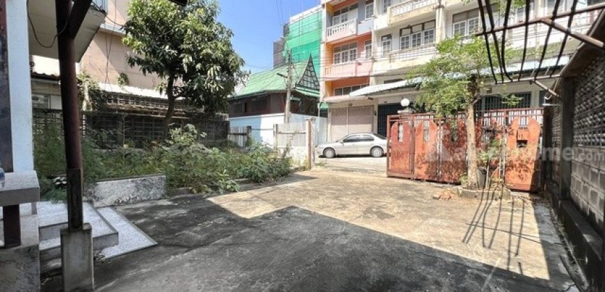 ขายที่ดินเพชรเกษม 39 แยก1 ใกล้ซีคอนบางแค mrt ภาษีเจริญ ขนาด 80 ตร.ว. เข้าซอยเพชรเกษม 39 เพียง 120 เมตร พร้อมบ้านเดี่ยว