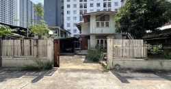 ขายที่ดินเพชรเกษม 39 แยก1 ใกล้ซีคอนบางแค mrt ภาษีเจริญ ขนาด 80 ตร.ว. เข้าซอยเพชรเกษม 39 เพียง 120 เมตร พร้อมบ้านเดี่ยว