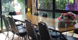 ขายรีสอร์ทพร้อมสวนอาหาร ใน จ.ลำพูน บนที่ดินขนาด 5-3-15.2 ไร่ บรรยากาศท่ามกลางธรรมชาติ วิวเขาและทุ่งนา