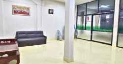 ขายอาคารพาณิชย์ สำเพ็ง 4 ชั้น 57 ตารางวา ถนนมังกร ป้อมปราบศัตรูพ่าย เหมาะสำหรับลงทุนหรืออยู่อาศัย