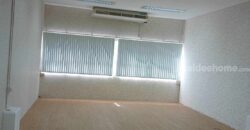 อาคารสำนักงานให้เช่าใจกลางเมือง ใกล้ BTS พระโขนง พื้นที่ 28-95 ตรม. 360 ฿/ ตรม. รายละเอียด MT&T BUILDING สำนักงานให้เช่าทำเล สุขุมวิท69 เดินทางสะดวกใกล้ BTS สถานีพระโขนงเพียง 250 เมตร ใกล้ธนาคาร ศูนย์การค้าและไปรษณีย์พระโขนง ทางอาคารมีพื้นที่หลายขนาดให้บริการ ติดต่อสอบถาม : คุณปุ้ย 081-836-5025 / ปุน 094-441-9978