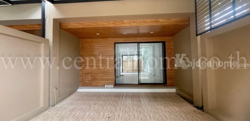 ทาวน์โฮม เฮ้าส์ นิช แจ้งวัฒนะ-สามัคคี หลังมุม บ้านใหม่