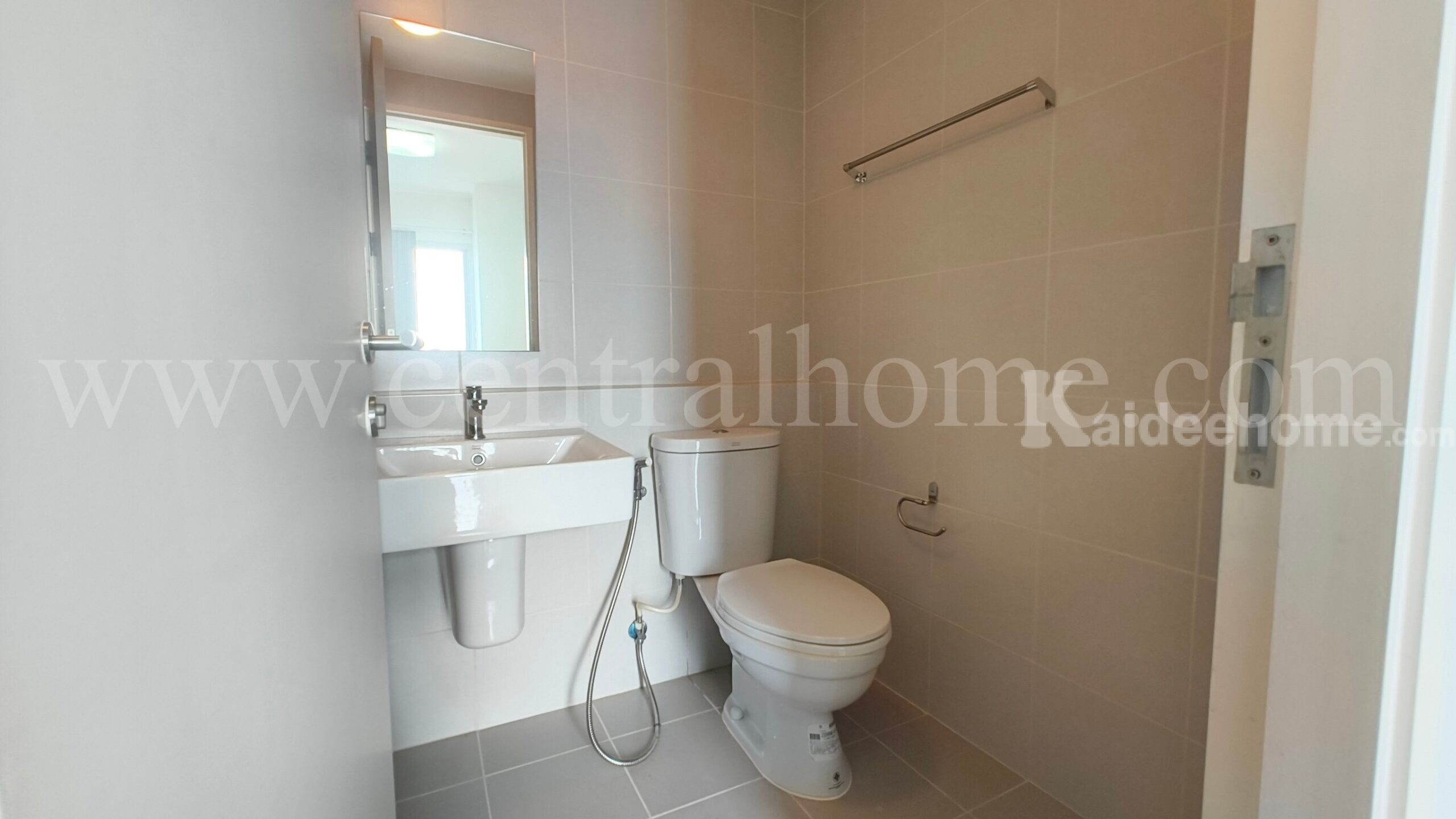 คอนโด แอสปาย ลาดพร้าว 113 ชั้น 8 ราคาถูก