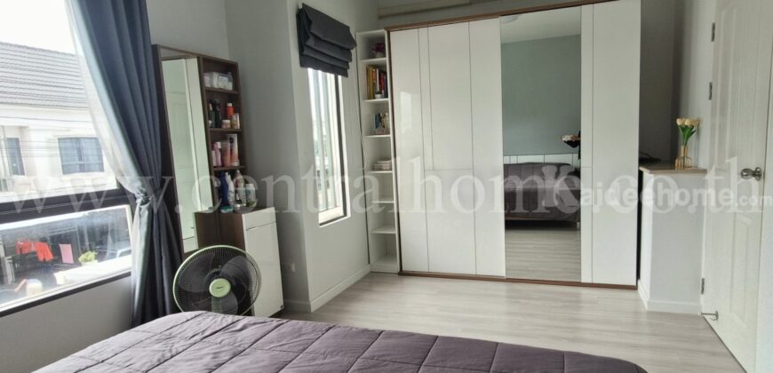 ทาวน์เฮ้าส์ โมดิ วิลล่า ปิ่นเกล้า-วงแหวน บ้านสวยพร้อมอยู่