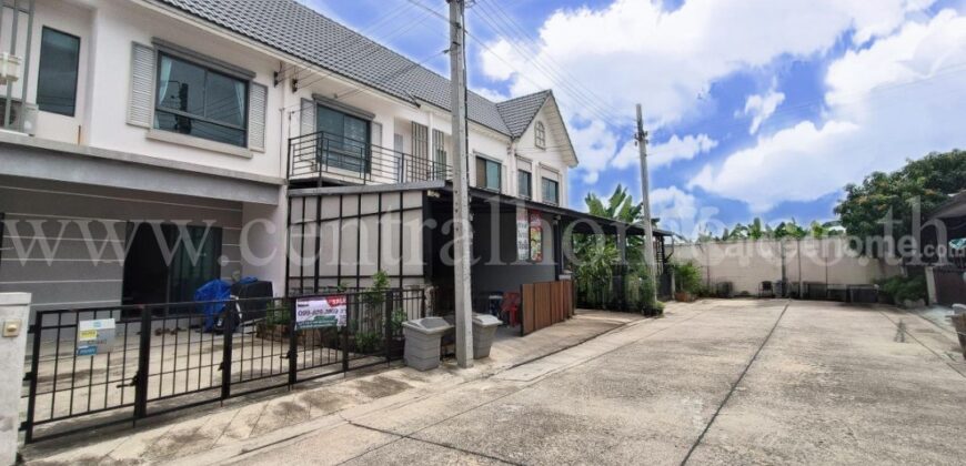 ทาวน์เฮ้าส์ โมดิ วิลล่า ปิ่นเกล้า-วงแหวน บ้านสวยพร้อมอยู่