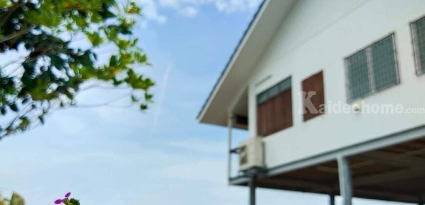 ขายที่ดินริมน้ำสามพราน ที่ดินพร้อมบ้านริมแม่น้ำท่าจีน สามพราน นครปฐม 277 ตร.ว บ้านใหม่พร้อมอยู่ หน้ากว้างติดแม่น้ำ 48 เมตร สวยมาก ติดถนนลาดยาง เดินทางสะดวกมาก ไม่ลึก ไม่เปลี่ยว 087-9074045