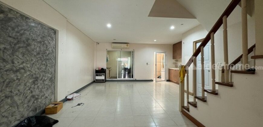 ขายทาวน์เฮ้าส์ 3ชั้น เล่นระดับ คาซ่า ซิตี้ สุคนธสวัสดิ์1 Line ID@757zwvfy