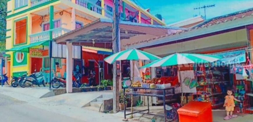 ขายถูกมาก!! อพาร์ทเม้นท์ 3 ชั้น ผู้เช่าเต็มทุกห้อง ทำเลทอง อ.เมือง จ.ภูเก็ต สามารถดำเนินกิจการต่อได้ทันที โทร 0883889187