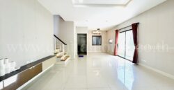 บ้านแฝด 3 ชั้น ธนาคลัสเตอร์ เวสต์เกต ติดถนนบางรักใหญ่ – บ้านใหม่