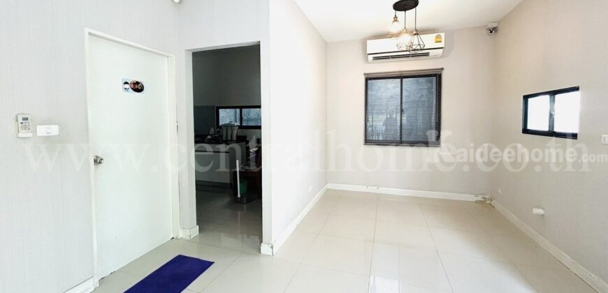 บ้านแฝด 3 ชั้น ธนาคลัสเตอร์ เวสต์เกต ติดถนนบางรักใหญ่ – บ้านใหม่