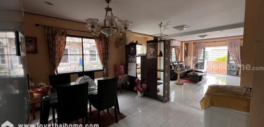 ขายบ้านเดี่ยว 2 ชั้น หมู่บ้านการเคหะ สุวินทวงศ์ ถนนสุวินทวงศ์11 พื้นที่ 56 ตรว. พร้อมอยู่ ราคาถูก ใกล้สนามบินสุวรรณภูมิ