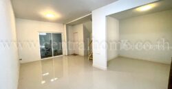 ทาวน์โฮม อารียา เดอะ คัลเลอร์ส กาญจนาภิเษก – ราชพฤกษ์