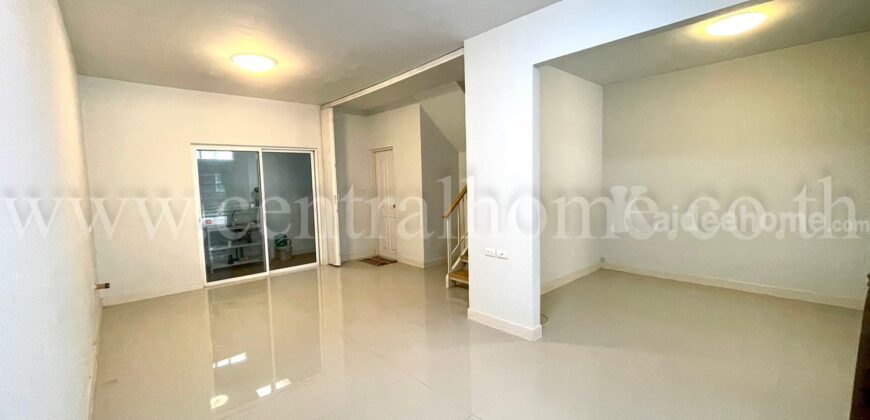 ทาวน์โฮม อารียา เดอะ คัลเลอร์ส กาญจนาภิเษก – ราชพฤกษ์