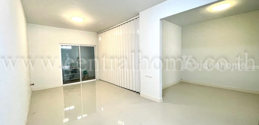 ทาวน์โฮม อารียา เดอะ คัลเลอร์ส กาญจนาภิเษก – ราชพฤกษ์
