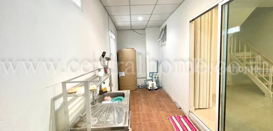 ทาวน์โฮม อารียา เดอะ คัลเลอร์ส กาญจนาภิเษก – ราชพฤกษ์