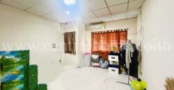 ทาวน์เฮ้าส์ 3 ชั้น หมู่บ้าน ลัลลี่วิลล์ ลำลูกกาคลอง 1 ปทุมธานี