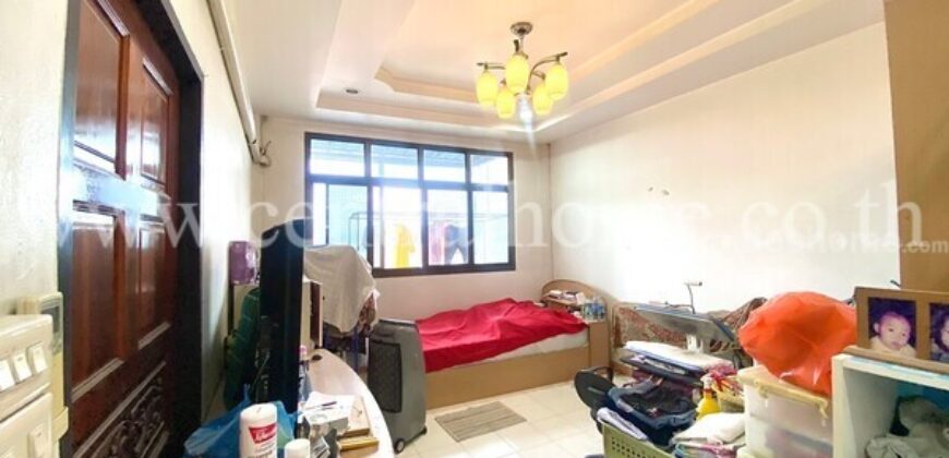 อาคารพาณิชย์ 3 คูหา กรุงเทพ-นนท์ ใกล้ MRT แยกติวานนท์ ทำเลดีติดถนน