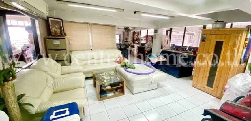 อาคารพาณิชย์ 3 คูหา กรุงเทพ-นนท์ ใกล้ MRT แยกติวานนท์ ทำเลดีติดถนน