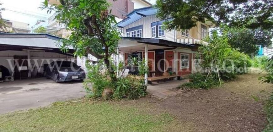 ที่ดินพร้อมสิ่งปลูกสร้าง 185 ตารางวา ซอยจรัญสนิทวงศ์ 35