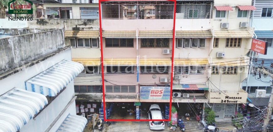 อาคารพาณิชย์ 2 คูหา ซอยนาทอง รัชดาภิเษก 7