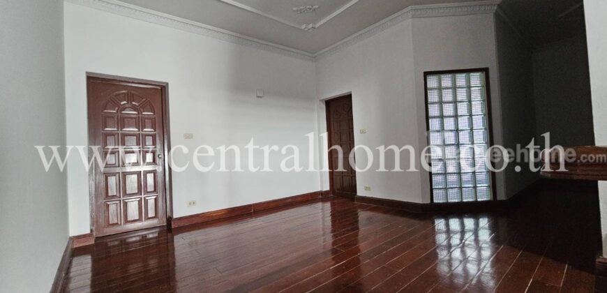 อาคารสำนักงาน 4.5 ชั้น พร้อมที่ดิน ซอยงามวงศ์วาน 43