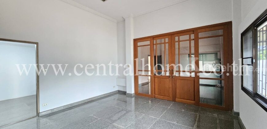 อาคารสำนักงาน 4.5 ชั้น พร้อมที่ดิน ซอยงามวงศ์วาน 43