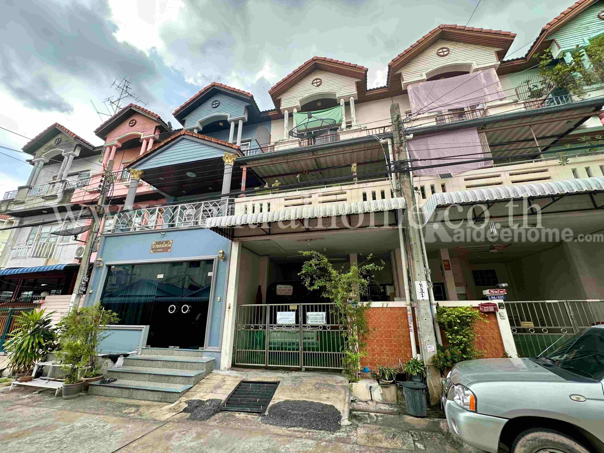 ทาวน์เฮ้าส์ 3 ชั้น บ้านร่มไทร ซอยกำนันแม้น 5 บางบอน