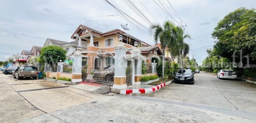 บ้านเดี่ยว กานดา คลาสสิค วิลล์ เพชรเกษม 81 หลังมุม บางบอน 5 ถูกสุดในโครงการ