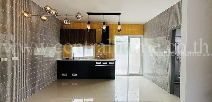 ทาวน์โฮม เดอะ วิลเลจ กาญจนาภิเษก – ราชพฤกษ์ เฟส 2 บ้านอิสระผนังไม่ติดใคร