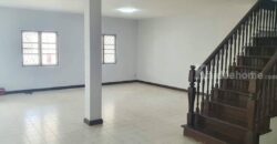 ขายบ้านสุขุมวิท 50 บ้านทาวเฮ้าส์ขนาดใหญ่ 61 ตร.ว หมู่บ้านสุขุมวิทการ์เด้นซิตี้ 2 ใกล้ BTSอ่อนนุช บางจาก เข้าออกได้ทั้งสุขุมวิท 54,62 ใกล้ทางด่วนสุขุมวิท 62 ขายถูก Townhouse Sukhumvit sale 087-9074045