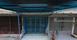 ขายบ้าน (ตึกแถว) ในซอยสาทร11 (ซอยเซ็นหลุยส์) ซอยจันทน์ 18/7 แยก17 ขนาด 11 ตรว. 3 ชั้น โทร 0846660027
