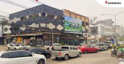 ขายด่วน อาคารพาณิชย์ เมืองเชียงใหม่ จำนวน 2 คูหา 3 ชั้น ติดถนนใหญ่ เข้า-ออก เดินทางสะดวก โทร 0898166624