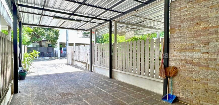 ขายบ้านพัฒนาการ 31/1 ทาวน์เฮ้าส์ 3 ชั้น รอยัล โฮม สภาพดี ราคาโดนใจ สบายกระเป๋า