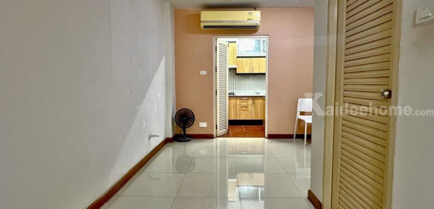 ขายบ้านพัฒนาการ 31/1 ทาวน์เฮ้าส์ 3 ชั้น รอยัล โฮม สภาพดี ราคาโดนใจ สบายกระเป๋า