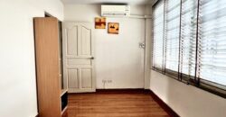 ขายบ้านพัฒนาการ 31/1 ทาวน์เฮ้าส์ 3 ชั้น รอยัล โฮม สภาพดี ราคาโดนใจ สบายกระเป๋า