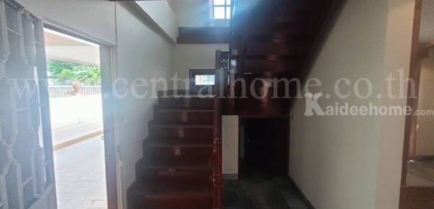 บ้านเดี่ยว หมู่บ้านเพชรดา บางรักน้อย ท่าอิฐ – ไทรม้า