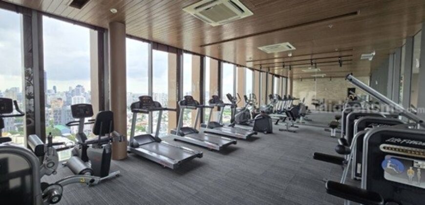 ให้เช่าเดอะ ล็อฟท์ เอกมัย BTS เอกมัย 2นอน 2น้ำ Line ID 0619636888