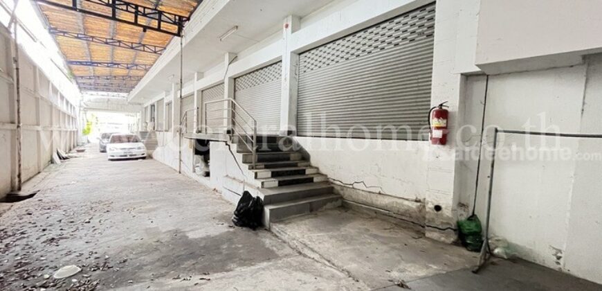 ที่ดินโรงงาน พร้อมบ้านเดี่ยว ซอยเอกชัย 83/3 ขนาด 1-1-8 ไร่ ทำเลดี