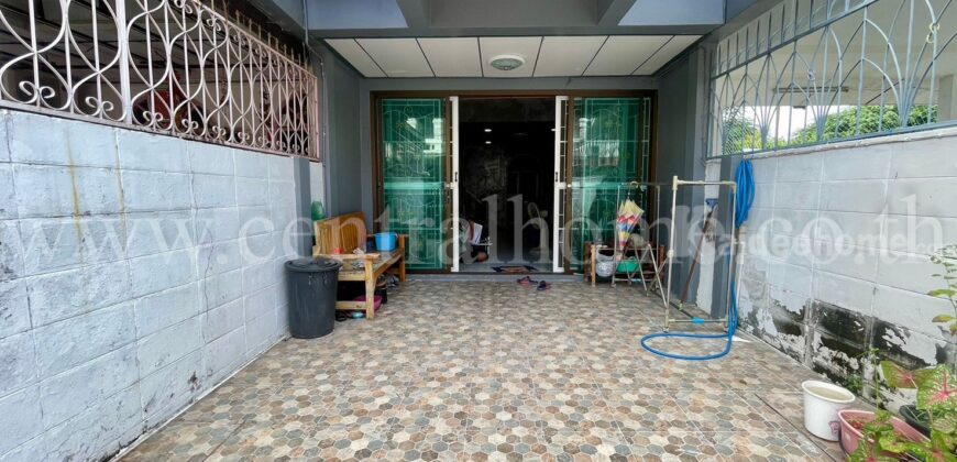 ทาวน์เฮ้าส์ คู้บอน 27 แยก 48 หลังริม ถูกที่สุด