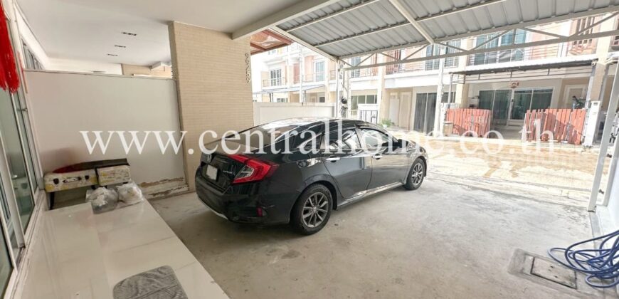 ทาวน์โฮม 3 ชั้นหมู่บ้าน ภนาสิริ เรสซิเด้นซ์ เกษตร – นวมินทร์