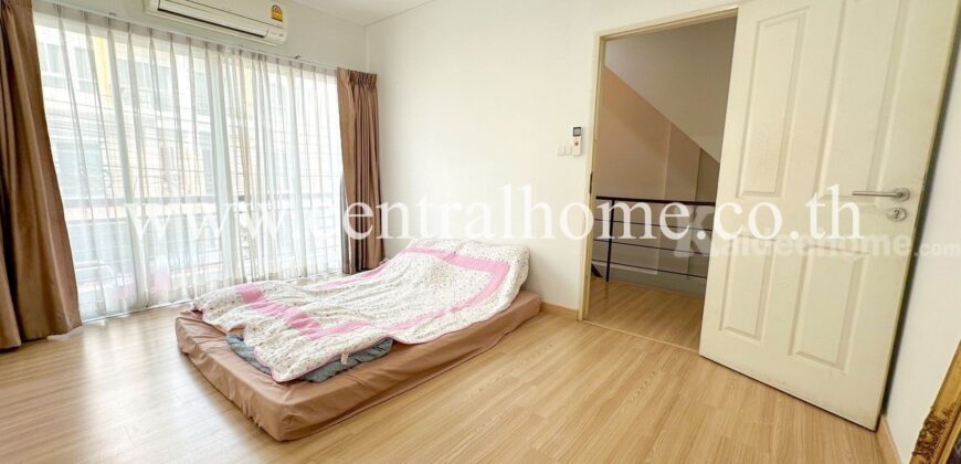 ทาวน์โฮม 3 ชั้นหมู่บ้าน ภนาสิริ เรสซิเด้นซ์ เกษตร – นวมินทร์
