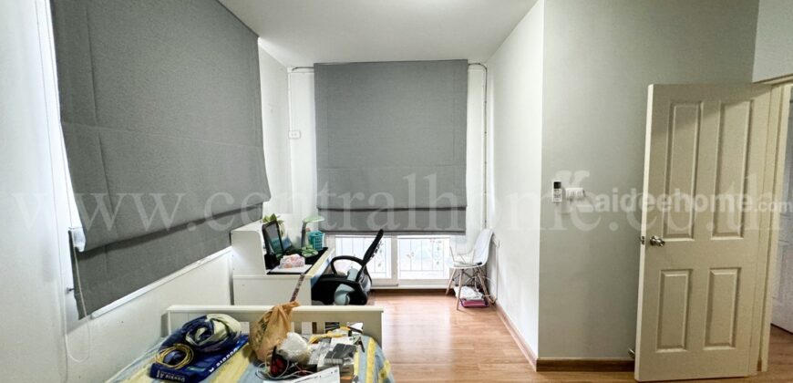 ทาวน์โฮม อารียา เดอะคัลเลอร์ส กาญจนาภิเษก – ราชพฤกษ์ ถนนเมน หลังริม