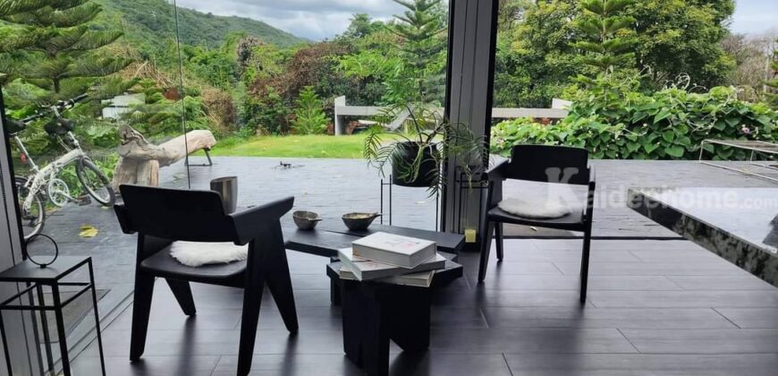 ขายบ้านเขาใหญ่ 1 ไร่ บ้านตากอากาศ วิวภูเขาสวยมาก ตกแต่งพร้อมอยู่ บ้านสวยมาก ออกแบบลงตัวสุด บ้านวิวเขาหลังใหญ่ 4 ห้องนอน 5 ห้องน้ำ ปากช่อง นครราชสีมา House Khaoyai for sale 087-9074045