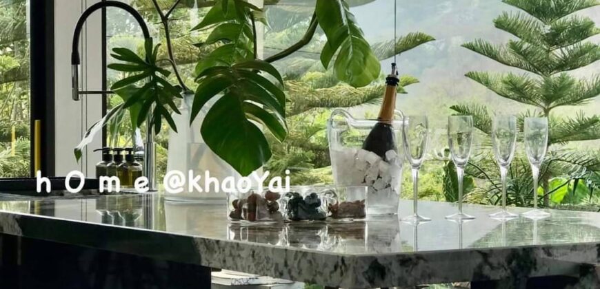 ขายบ้านเขาใหญ่ 1 ไร่ บ้านตากอากาศ วิวภูเขาสวยมาก ตกแต่งพร้อมอยู่ บ้านสวยมาก ออกแบบลงตัวสุด บ้านวิวเขาหลังใหญ่ 4 ห้องนอน 5 ห้องน้ำ ปากช่อง นครราชสีมา House Khaoyai for sale 087-9074045