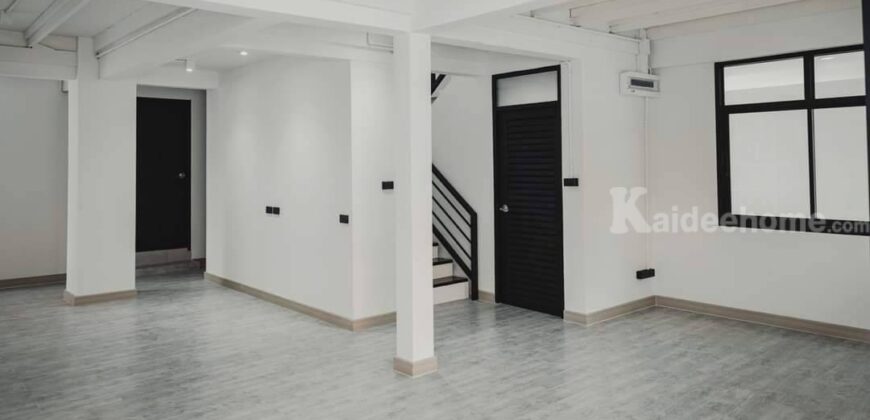 ขายบ้านเดี่ยวพัฒนาการ 12 บ้านใหม่สวย ใกล้ทองหล่อ เอกมัย สุขุมวิท ที่ดิน 60 ตร.ว ทำเลดีมาก ใกล้แยกคลองตัน สุขุมวิท 71 เดินทางสะดวกมาก แปลงหายาก House for sale Sukhumvit 087-9074045