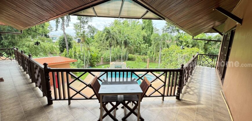 ขายบ้านเดี่ยวพัทยา บางละมุง ชลบุรี บ้านลานนาหลังใหญ่พร้อมสระว่าย ที่ดิน 303 ตร.ว 5 ห้องนอน บ้านสวยหรูพร้อมอยู่ในโครงการหมู่บ้านส่วนตัว Pattaya Detached house with Private swimming pool sale 087-9074045