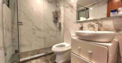 ขายบ้านสุขุมวิท 71 บ้านตึก 4 ชั้น ใกล้ BTS พระโขนง 300 ม. ที่ดิน 23 ตร.ว 4 ห้องนอน 5 ห้องน้ำ เข้าออกได้ทั้งสุขุมวิท 69 ปรีดีพนมยงค์ 3 ทำเลดีมาก เดินไปบีทีเอสได้ ใกล้ ตลาด ของกินมากมาย 087-9074045